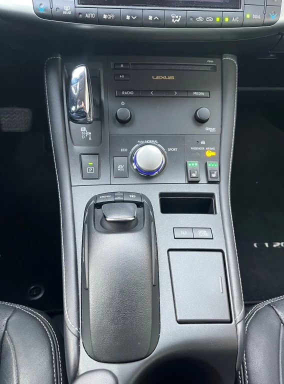 Hoofdafbeelding Lexus CT