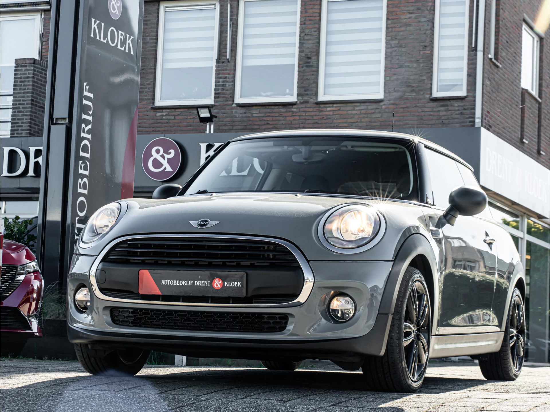 Hoofdafbeelding MINI One