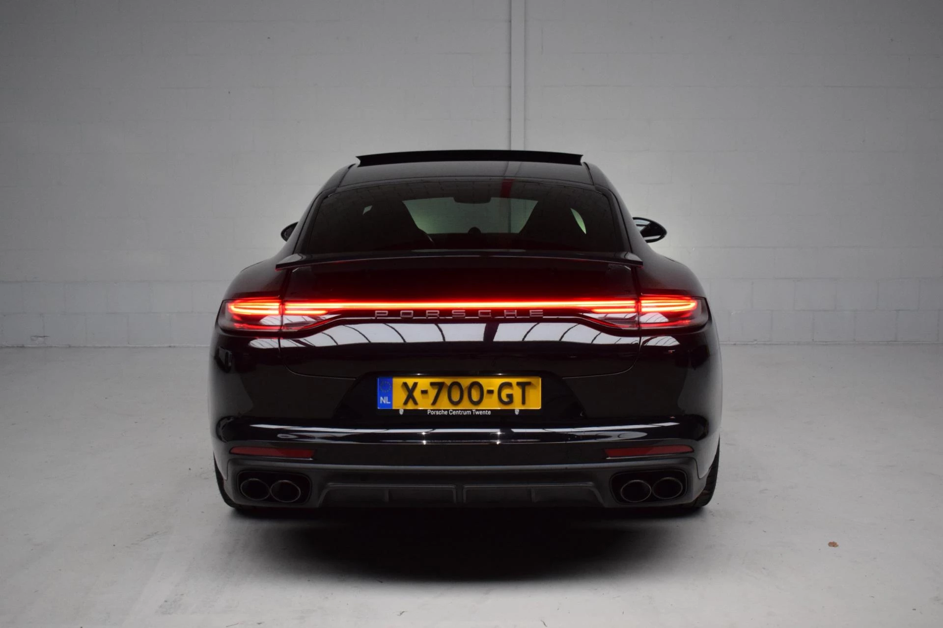 Hoofdafbeelding Porsche Panamera