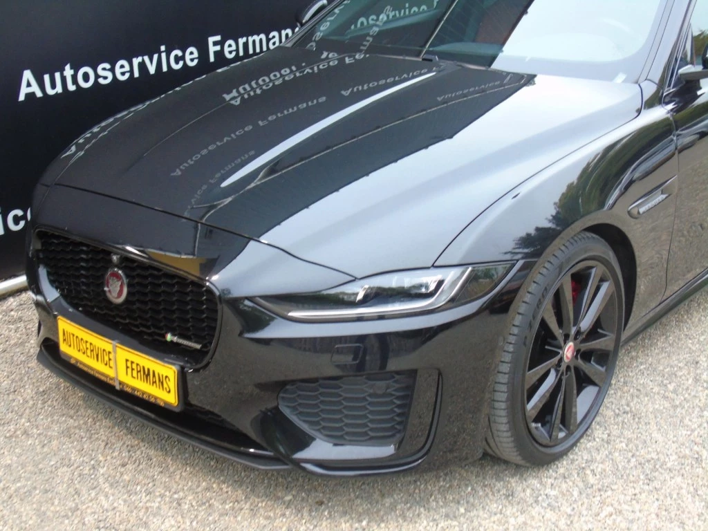 Hoofdafbeelding Jaguar XE