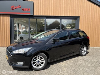 Ford Focus Wagon 1.0 Lease Edition  101 Pk | Parkeersensoren | 16 inch lichtmetaal | All season banden | Navi | Trekhaak | carplay