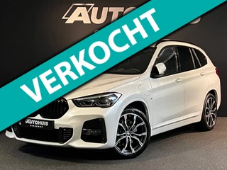 BMW X1 XDrive25e High Executive M Edition Pano/ ACC/ HeadUp/ Memoryseats/ Camera/ Trekhaak