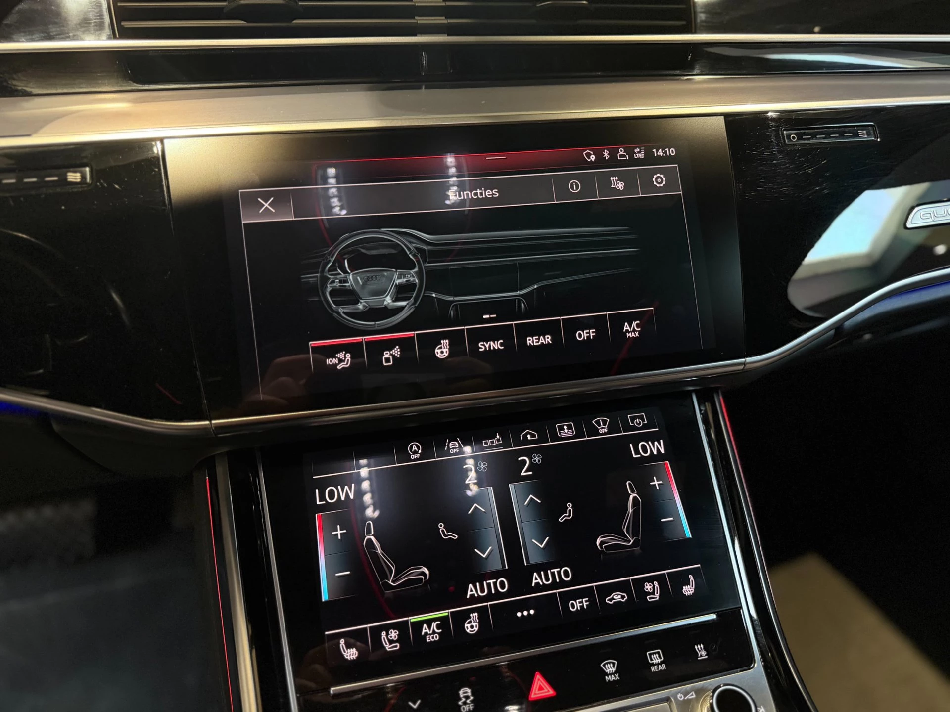 Hoofdafbeelding Audi A8