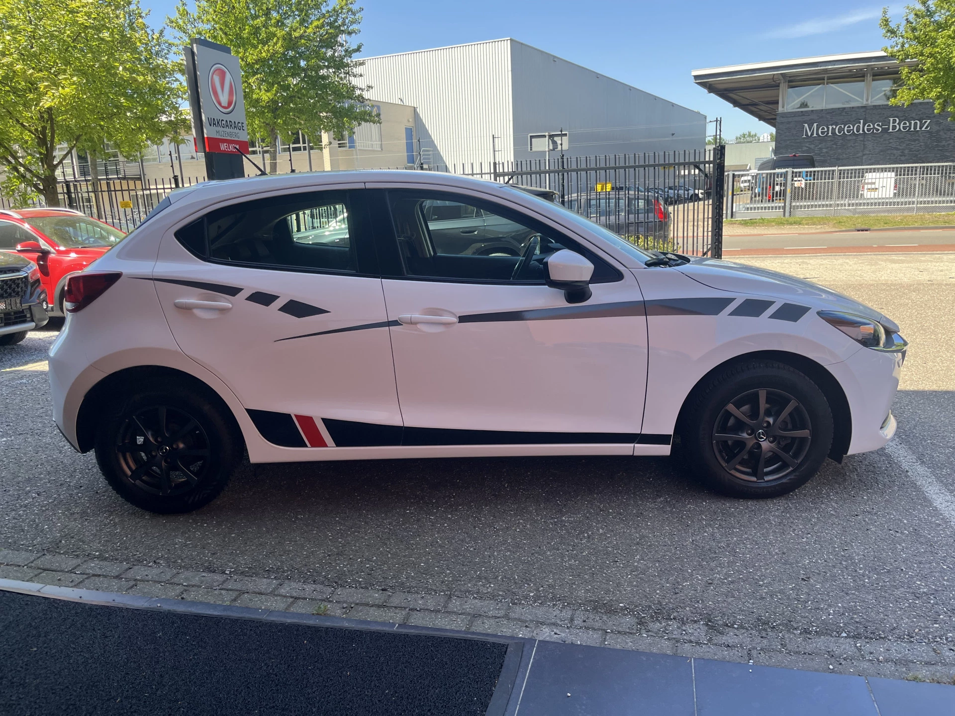Hoofdafbeelding Mazda 2