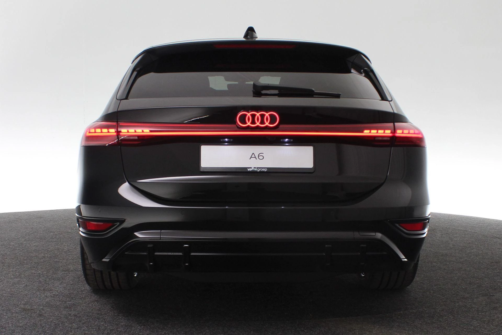 Hoofdafbeelding Audi A6 Avant e-tron