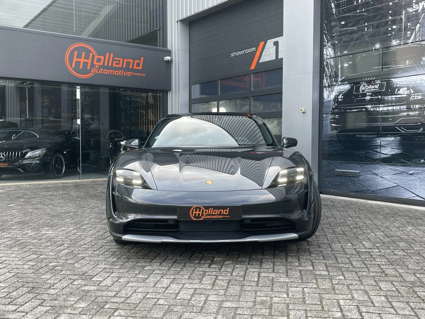 Hoofdafbeelding Porsche Taycan