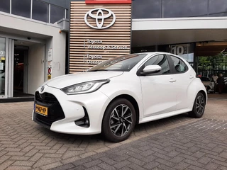 Toyota Yaris 1.5 Hybrid Dynamic NL-AUTO LED KEYLESS APPLE/ANDROID CLIMA CAMERA AD-CRUISE