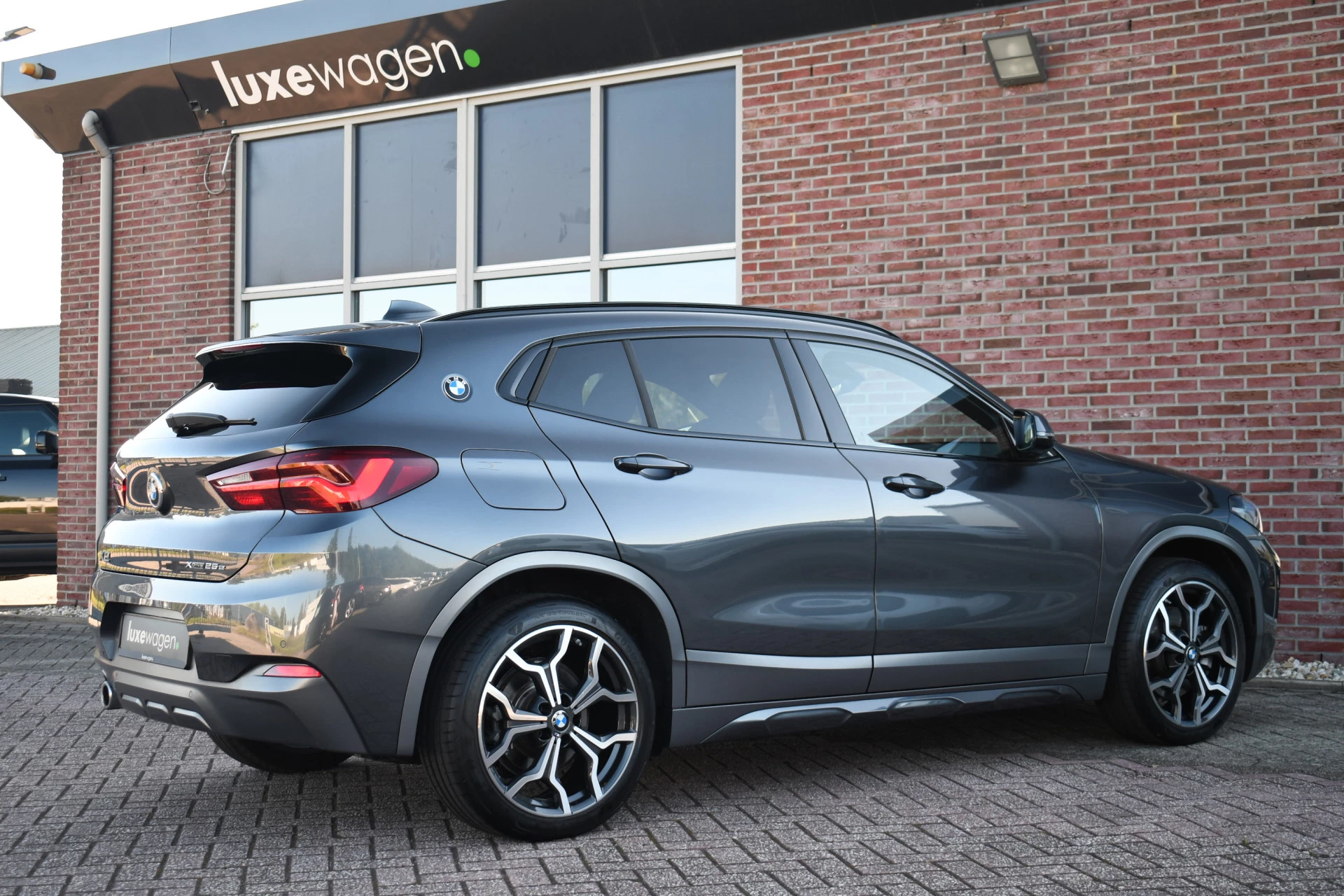 Hoofdafbeelding BMW X2