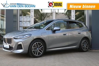 BMW 2 Serie 225e xDrive, Trekhaak Wegklapbaar, Head Up Display, 360 Camera, etc.