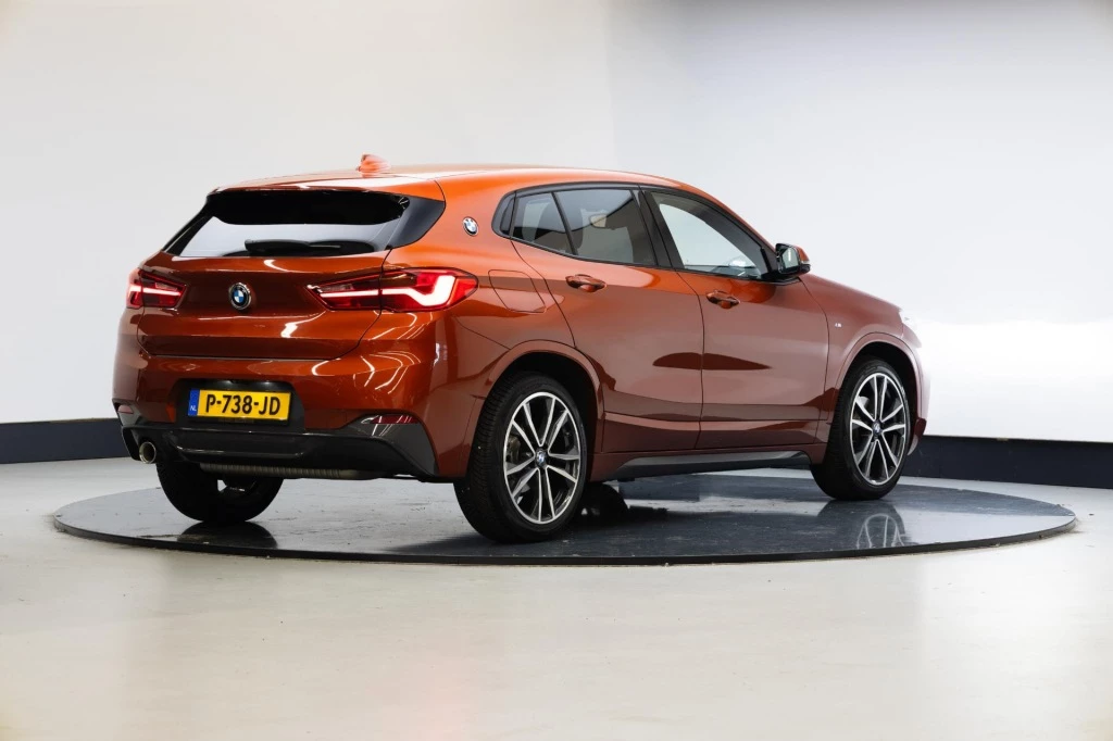 Hoofdafbeelding BMW X2