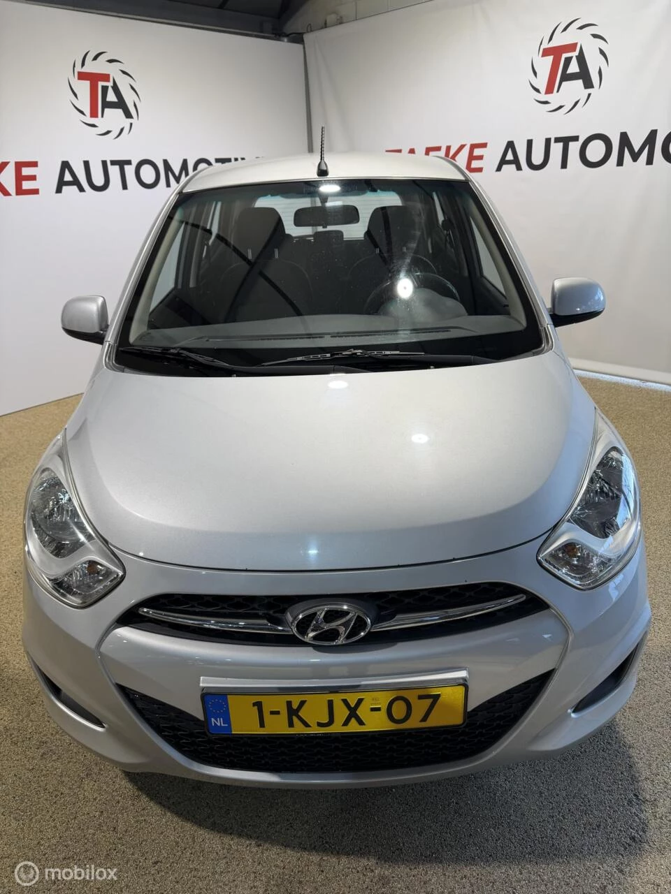 Hoofdafbeelding Hyundai i10
