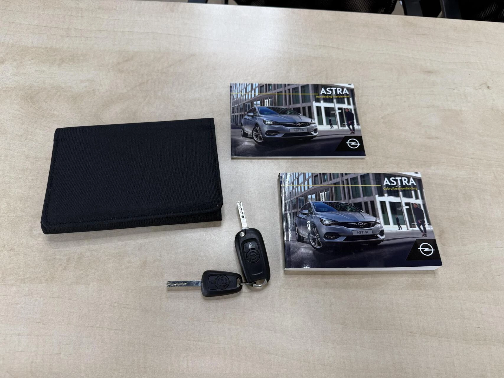 Hoofdafbeelding Opel Astra