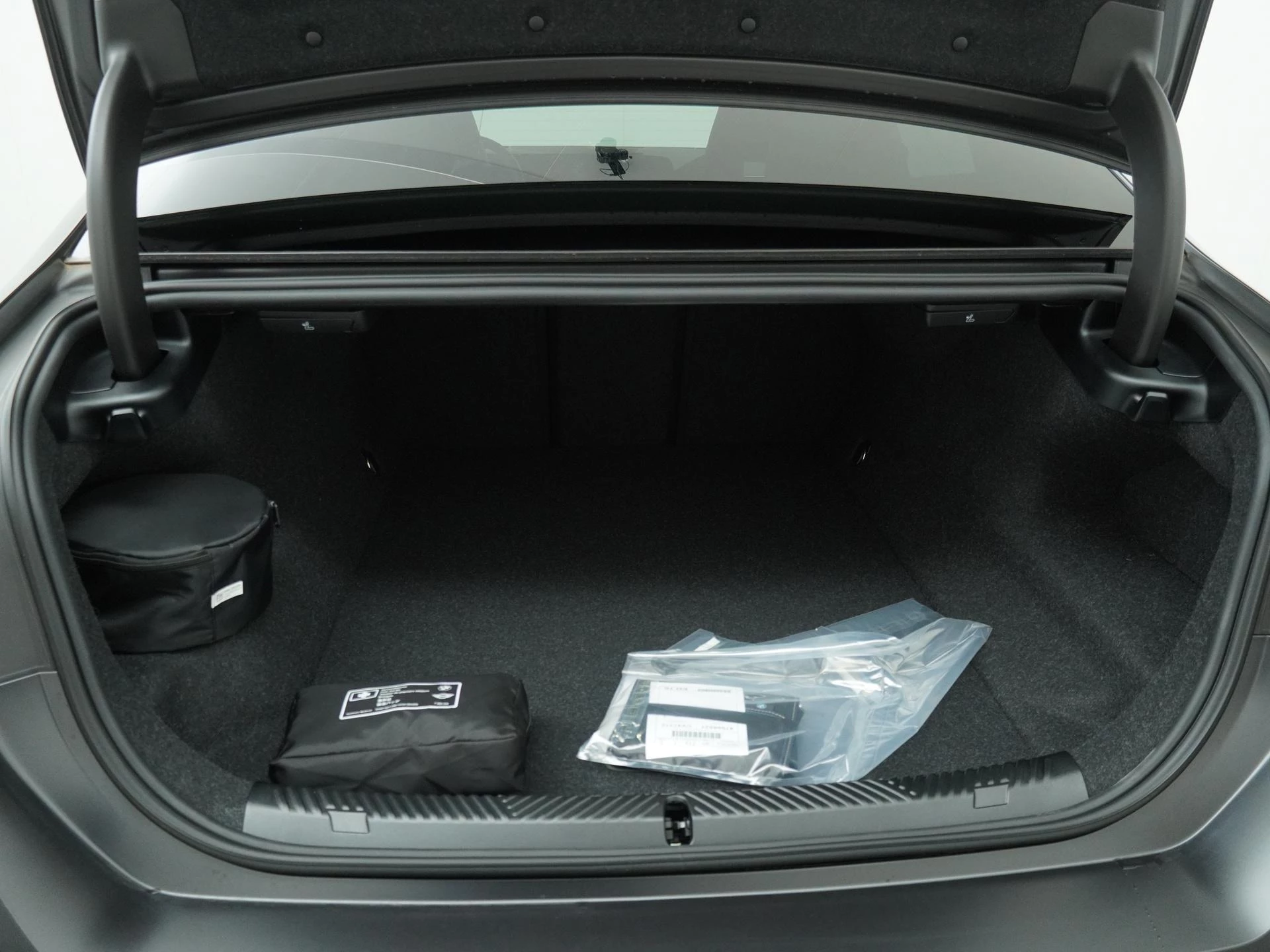 Hoofdafbeelding BMW i5