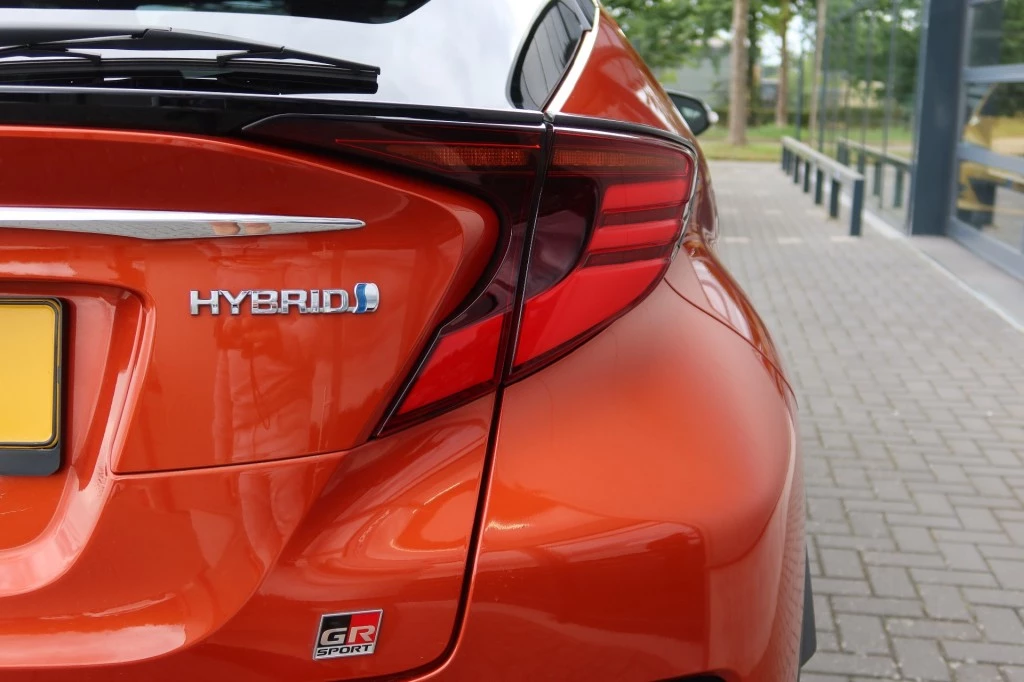 Hoofdafbeelding Toyota C-HR