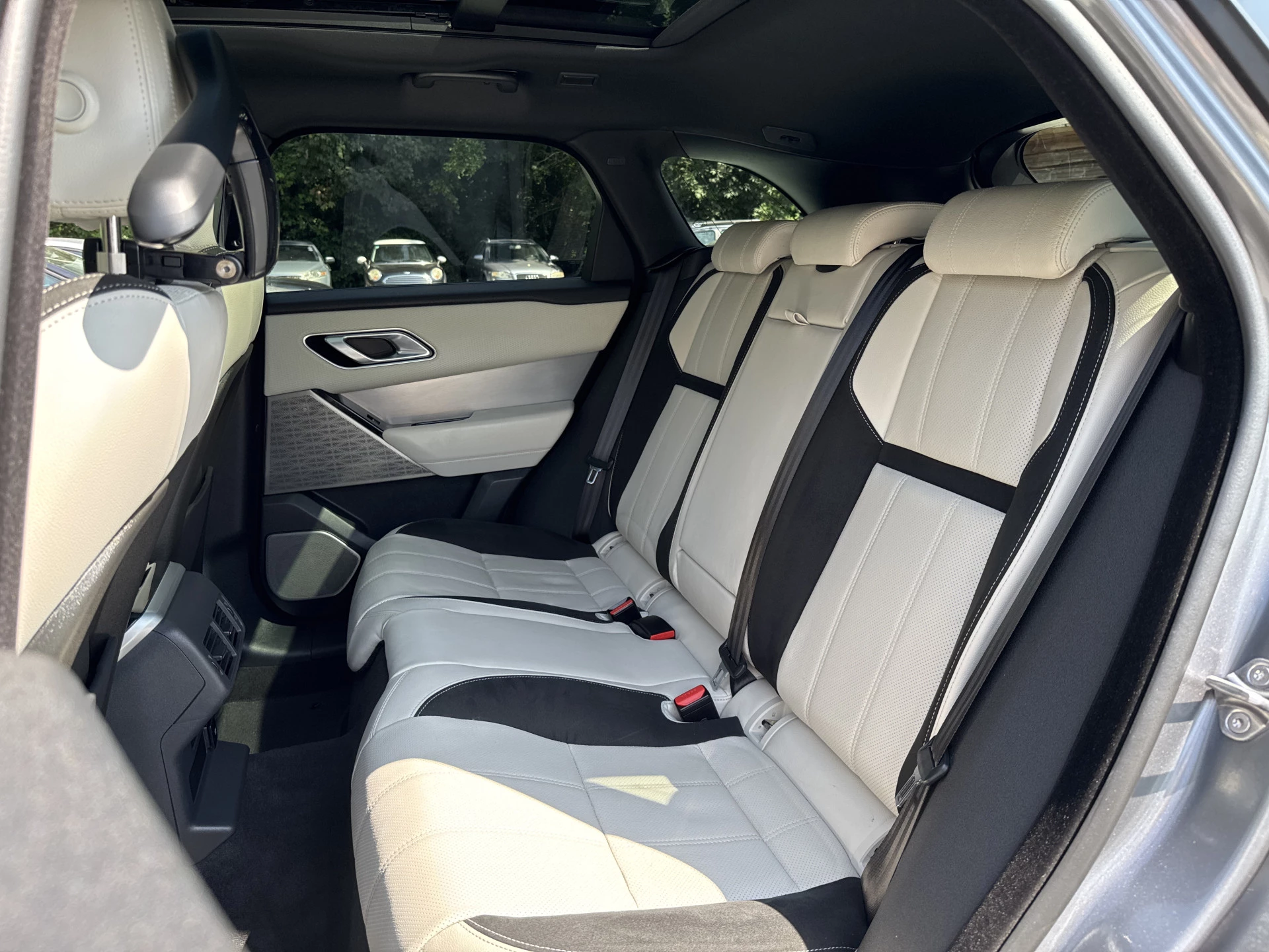 Hoofdafbeelding Land Rover Range Rover Velar