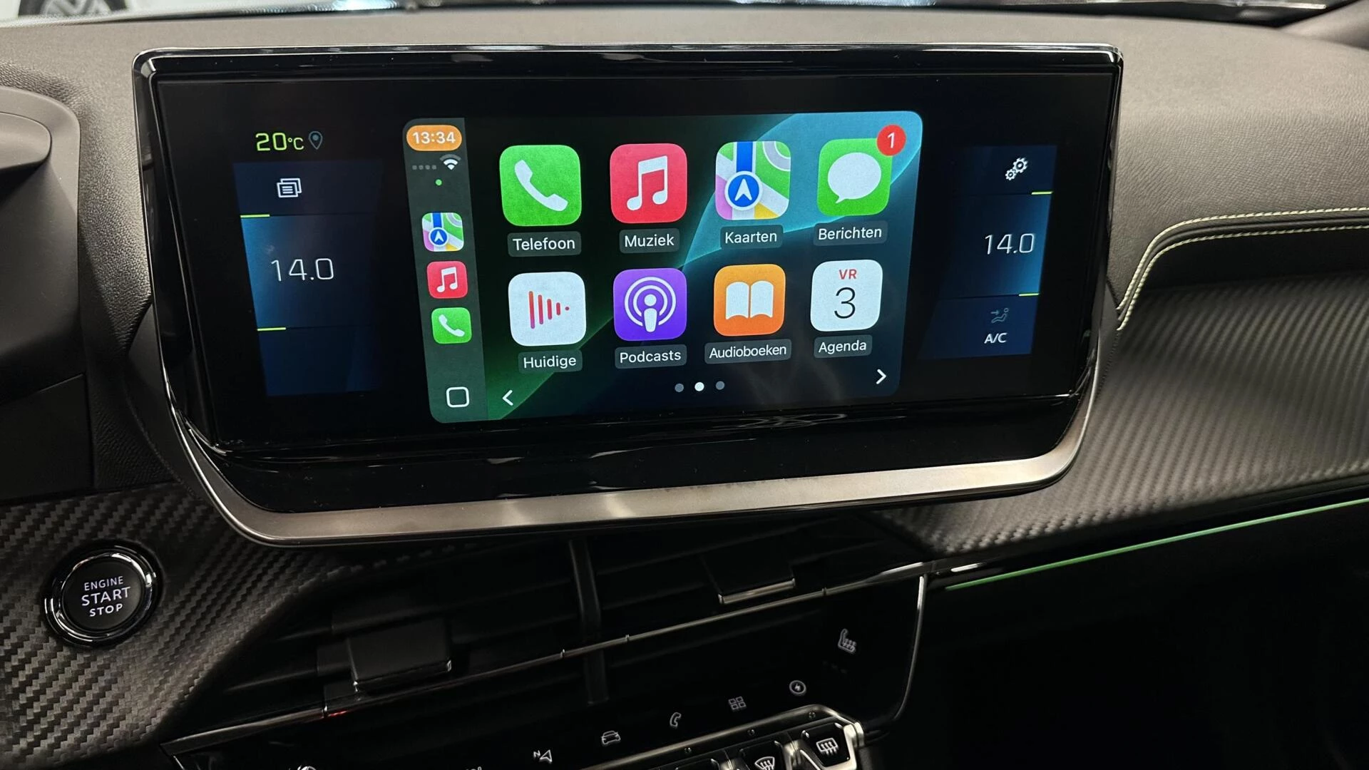 Hoofdafbeelding Peugeot e-2008