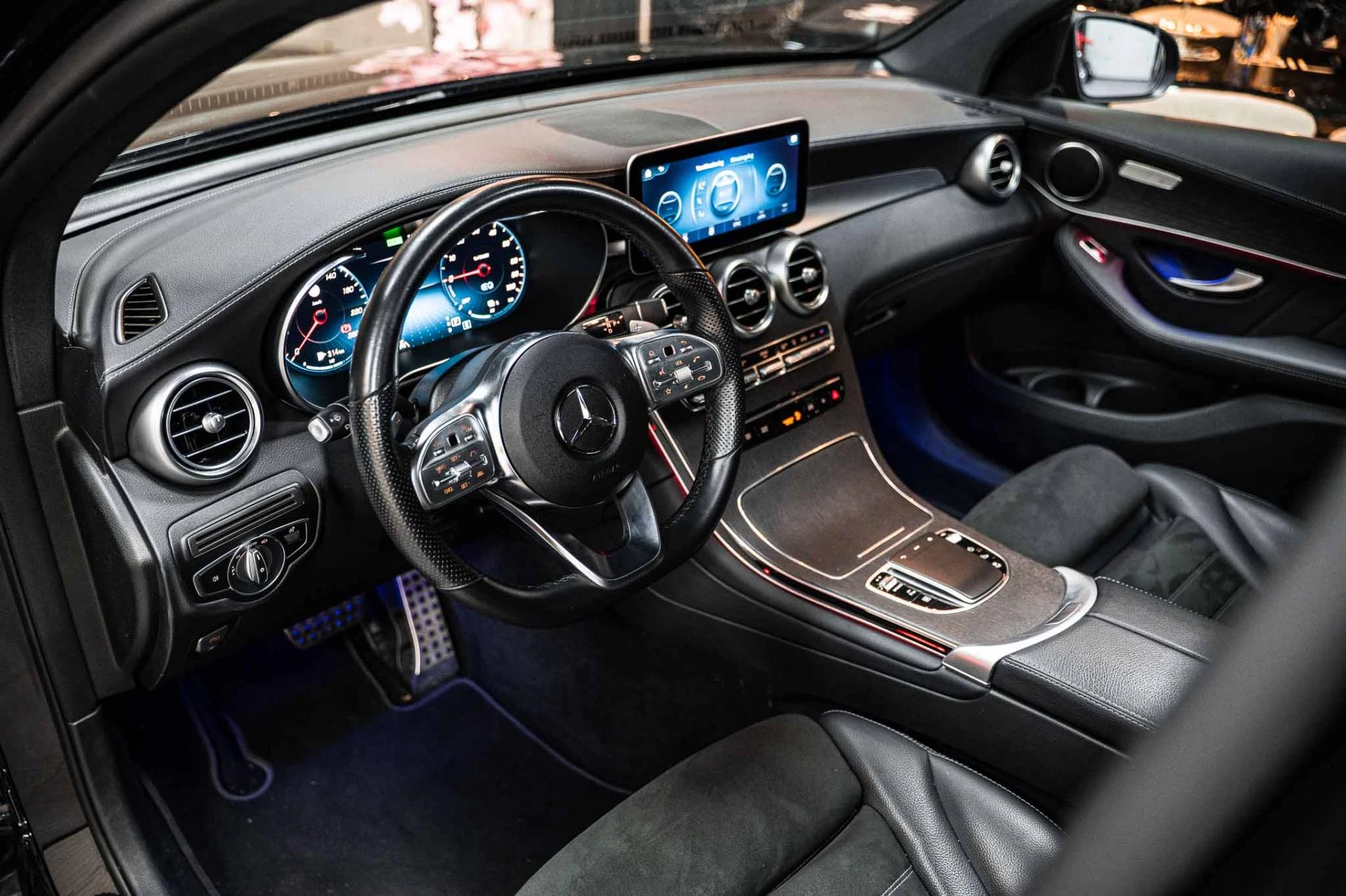 Hoofdafbeelding Mercedes-Benz GLC