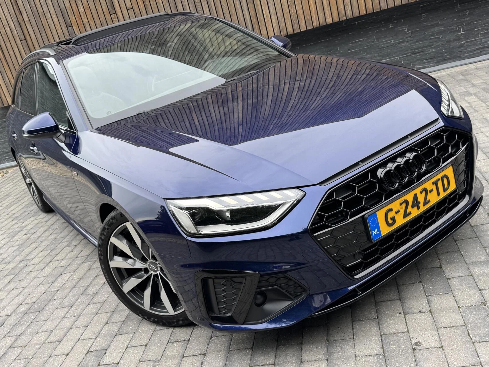 Hoofdafbeelding Audi A4