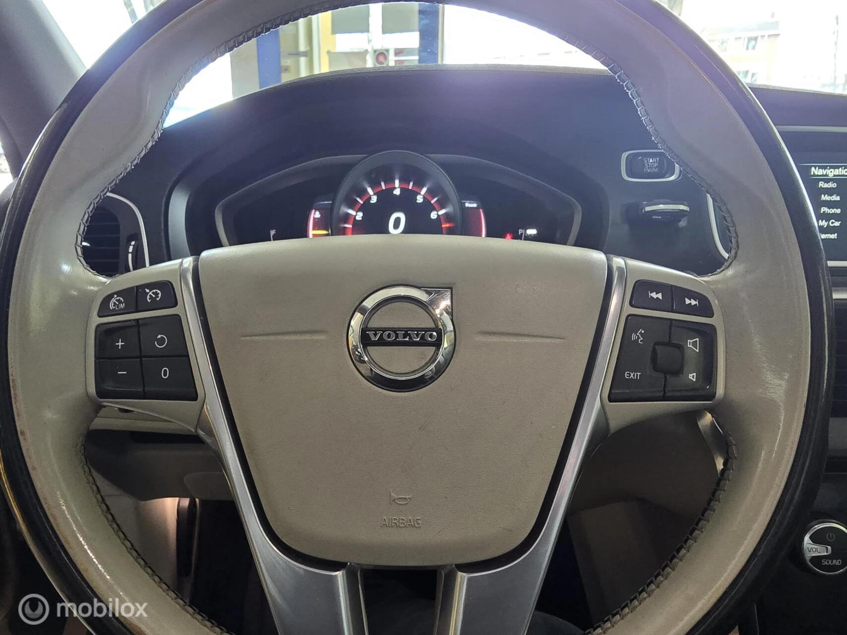 Hoofdafbeelding Volvo V40