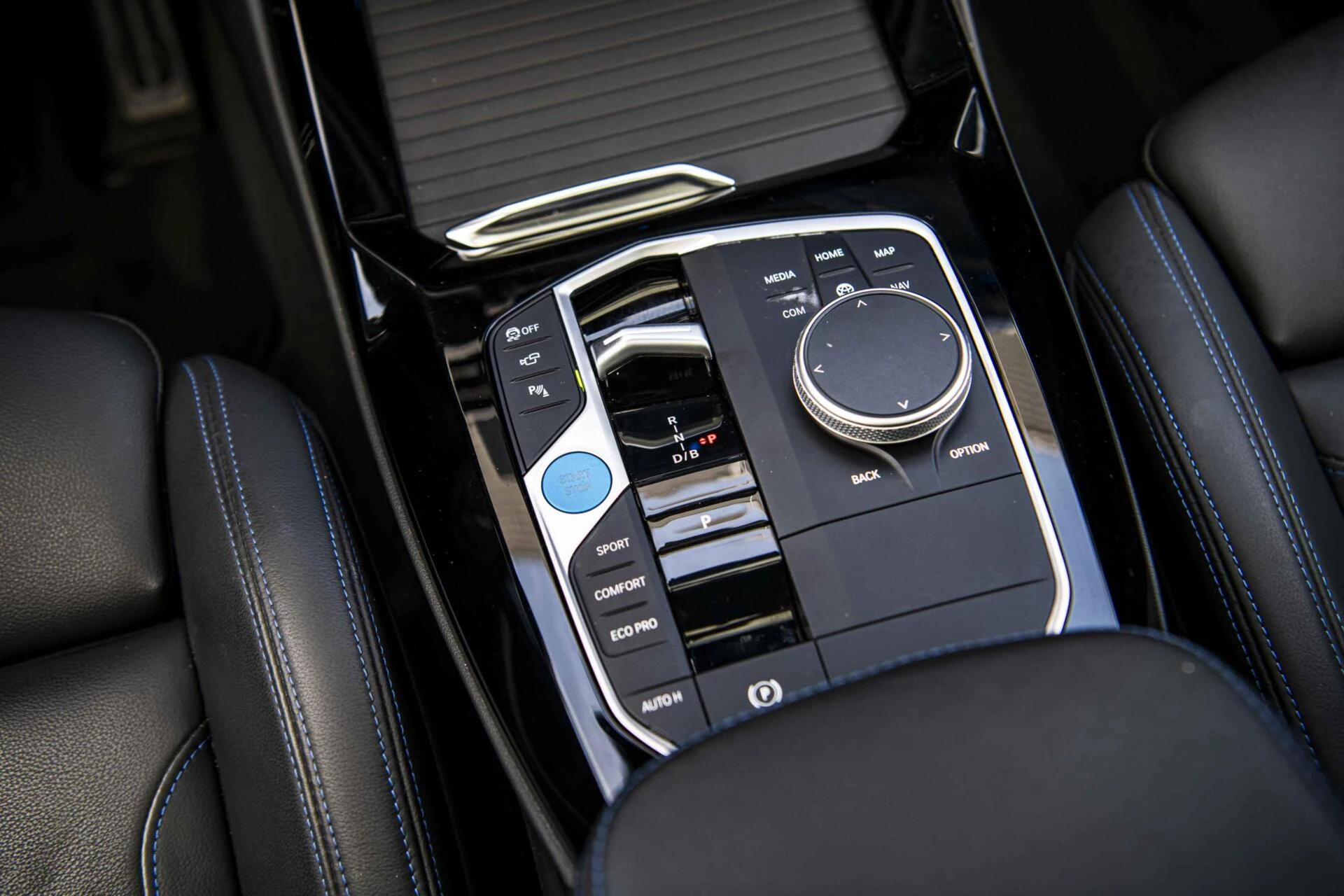 Hoofdafbeelding BMW iX3