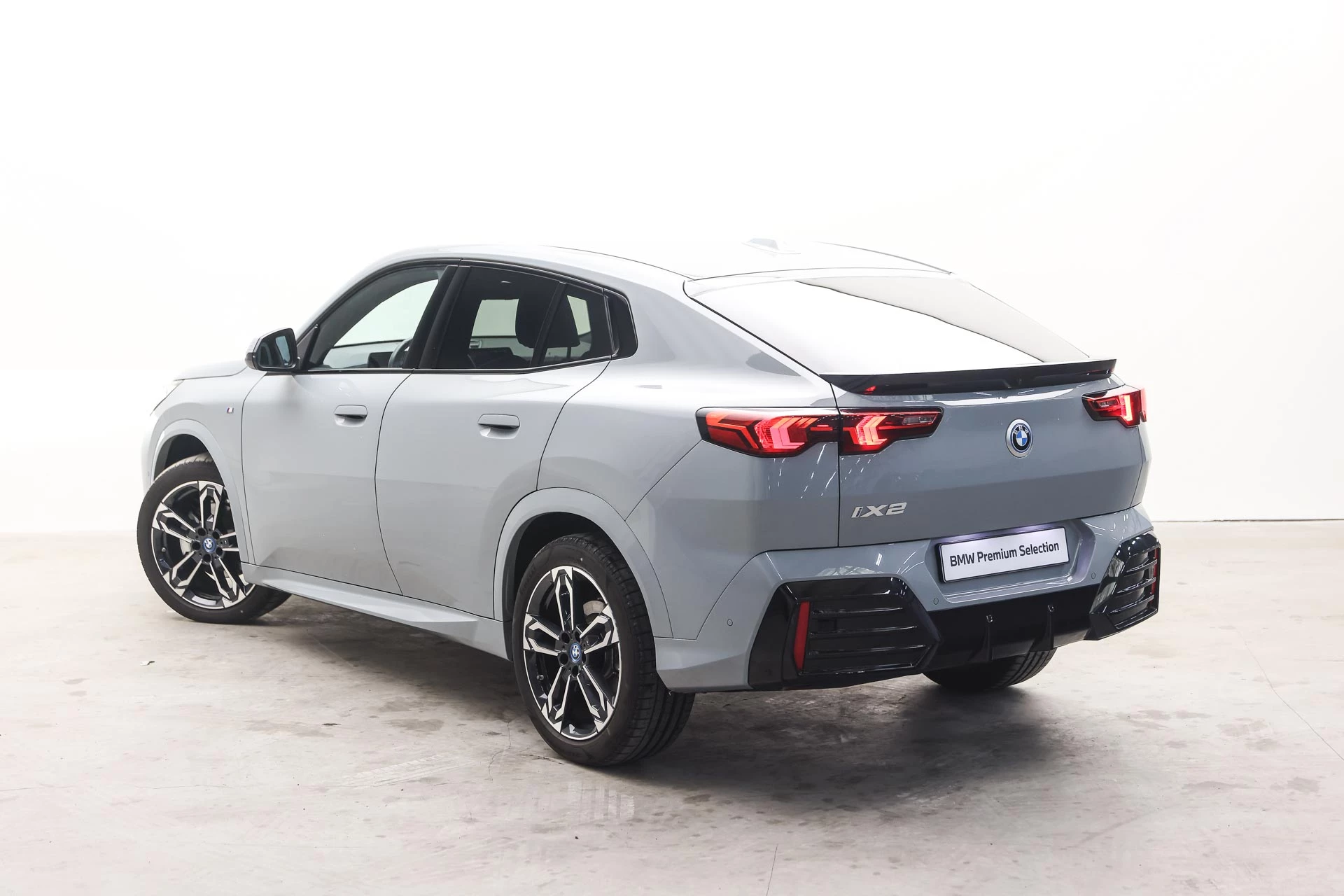 Hoofdafbeelding BMW iX2