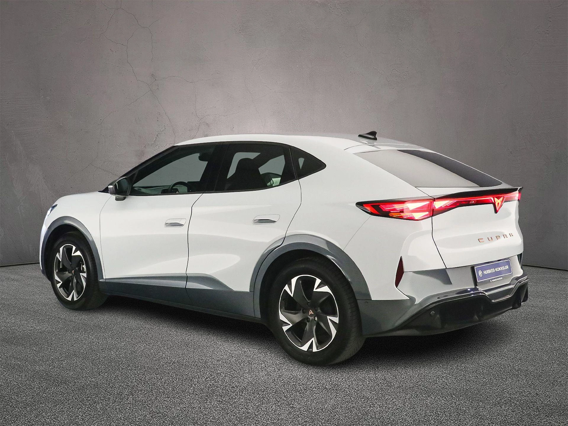 Hoofdafbeelding CUPRA Tavascan