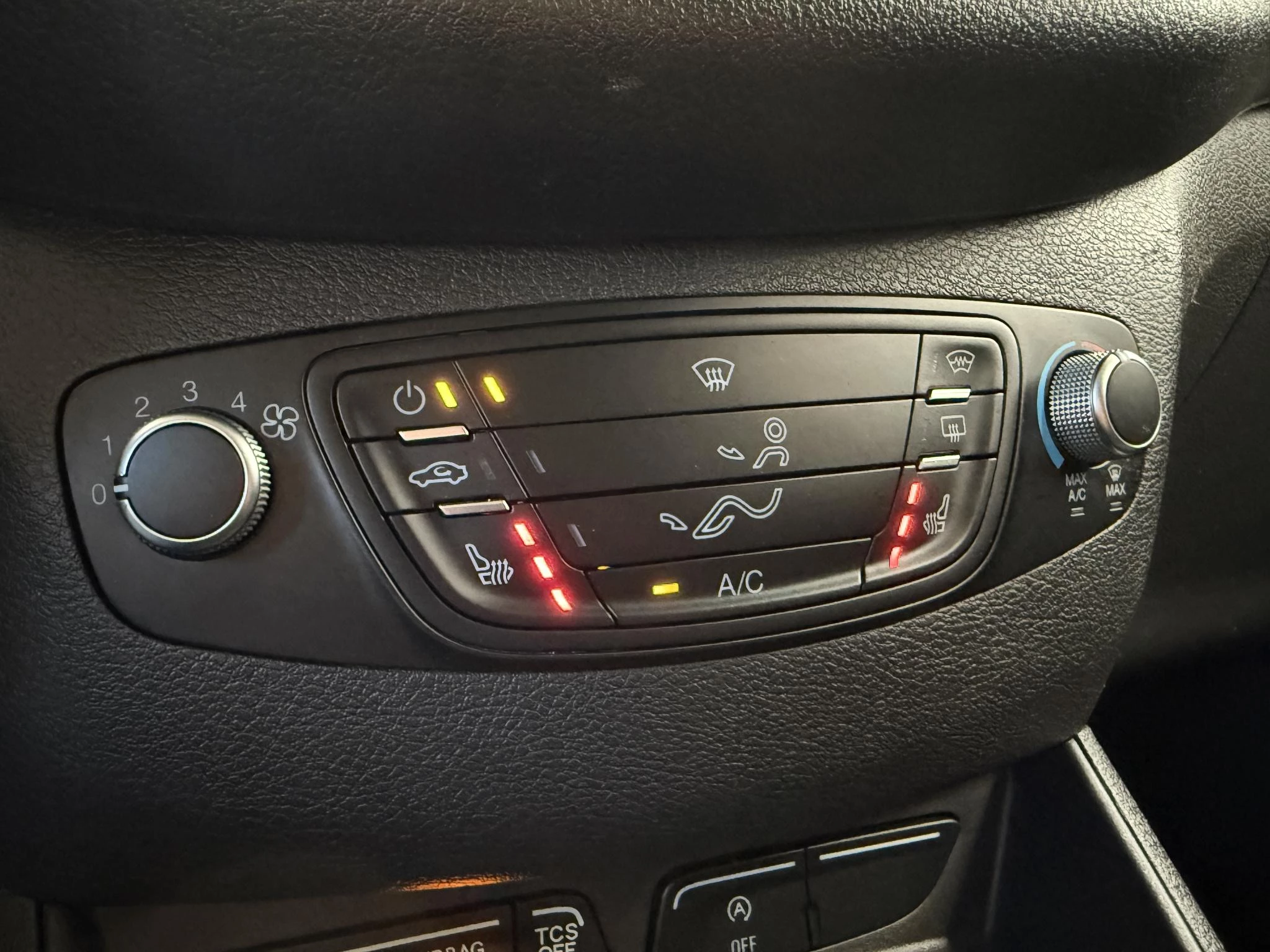 Hoofdafbeelding Ford Transit Courier
