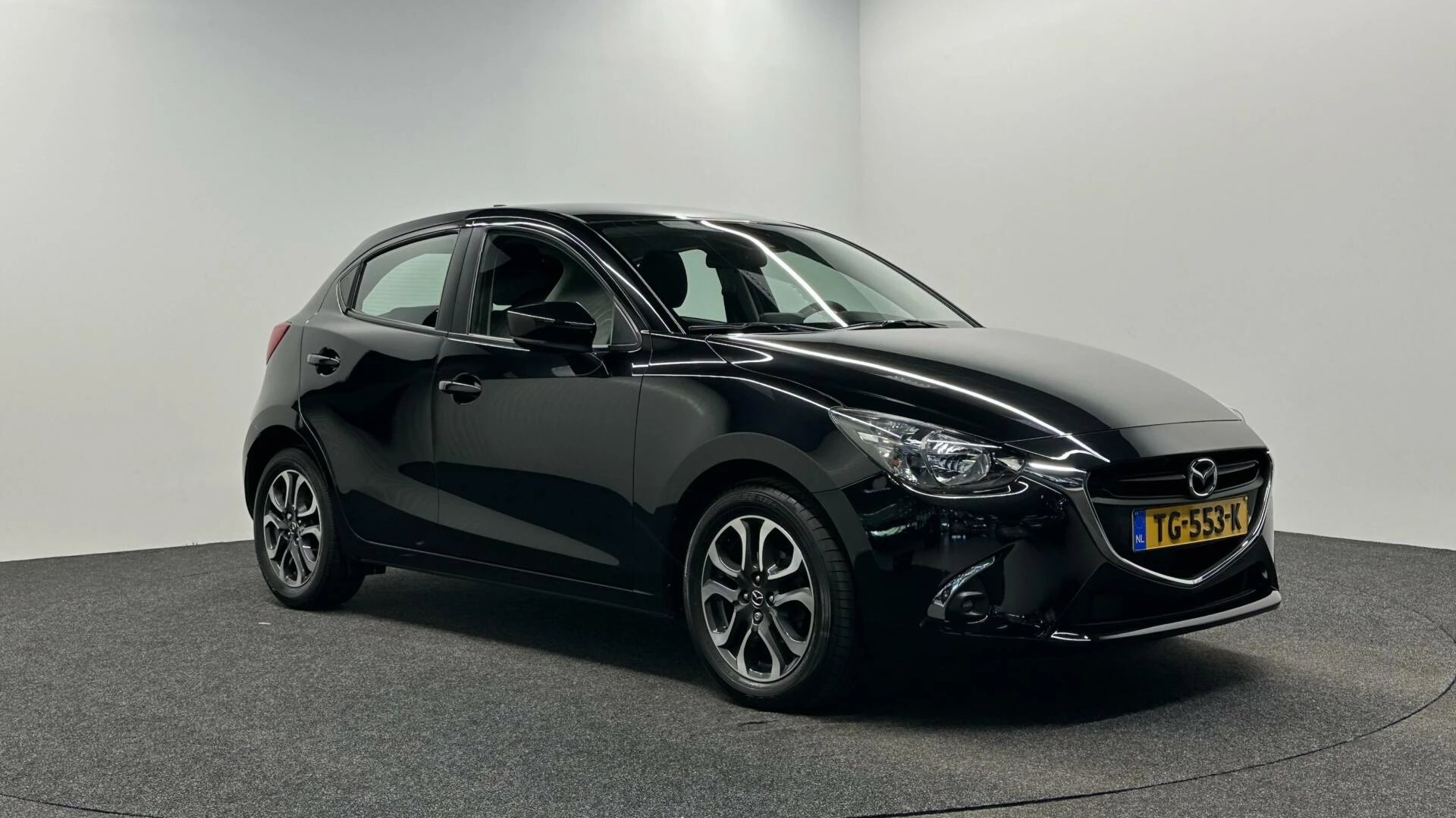 Hoofdafbeelding Mazda 2