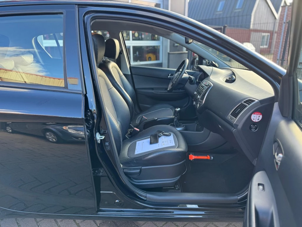 Hoofdafbeelding Hyundai i20