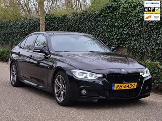 BMW 3-serie 320i B48 M Sport Apple CarPlay virtual dash 6wb Leder Rijklaar 2e-eigenaar 320i Corporate Lease High Executive