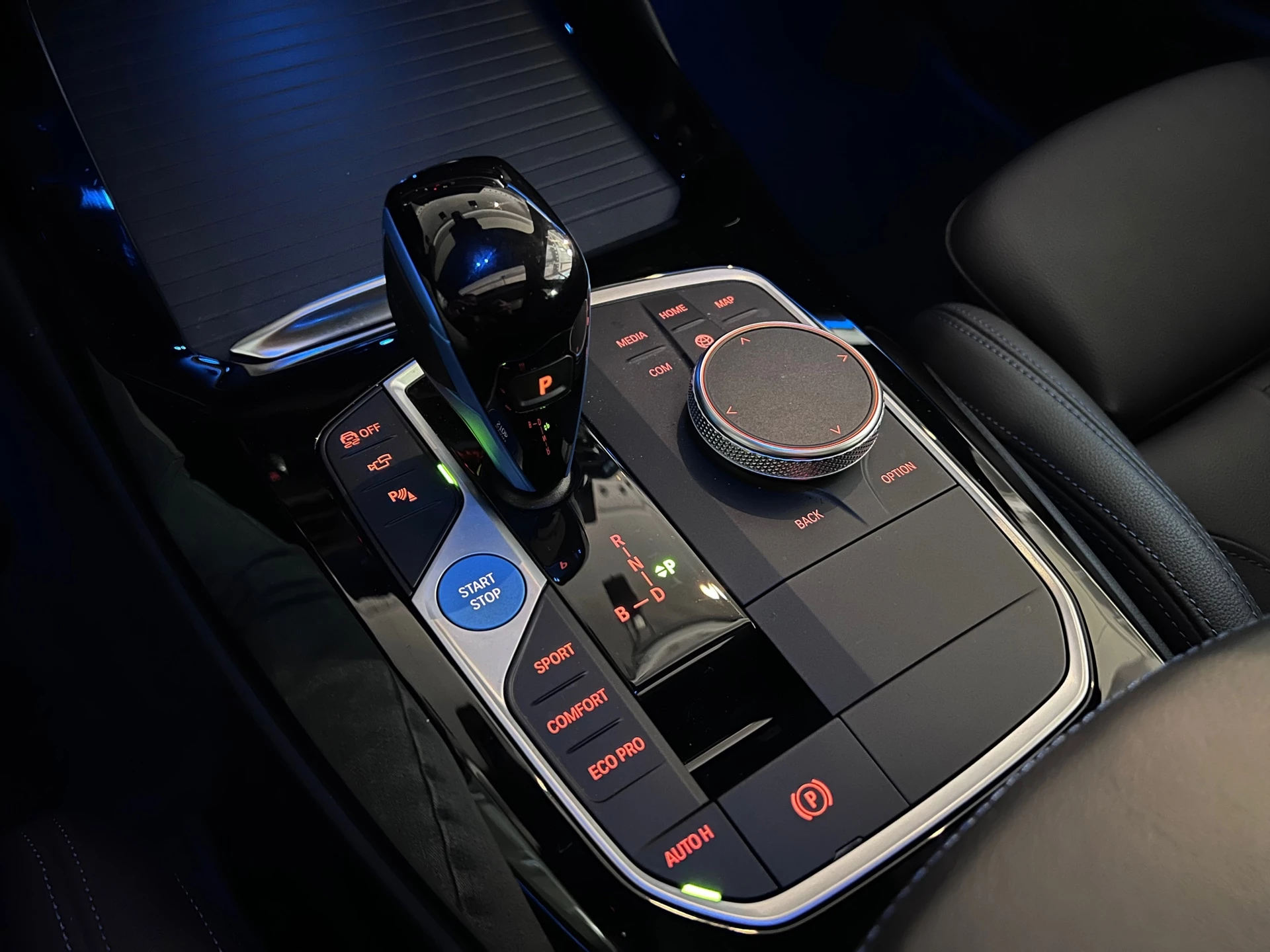 Hoofdafbeelding BMW iX3