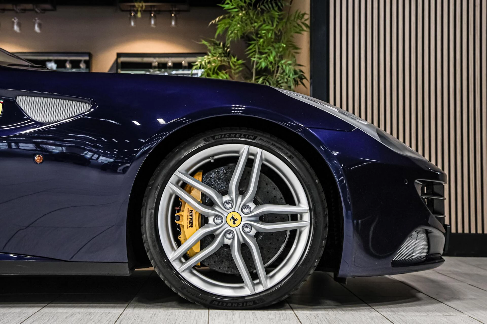 Hoofdafbeelding Ferrari FF