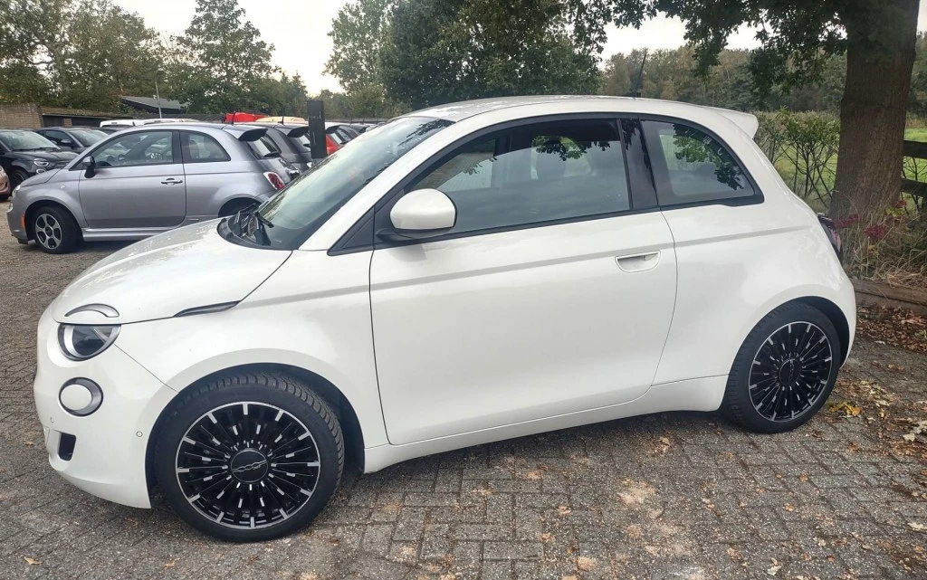 Hoofdafbeelding Fiat 500e