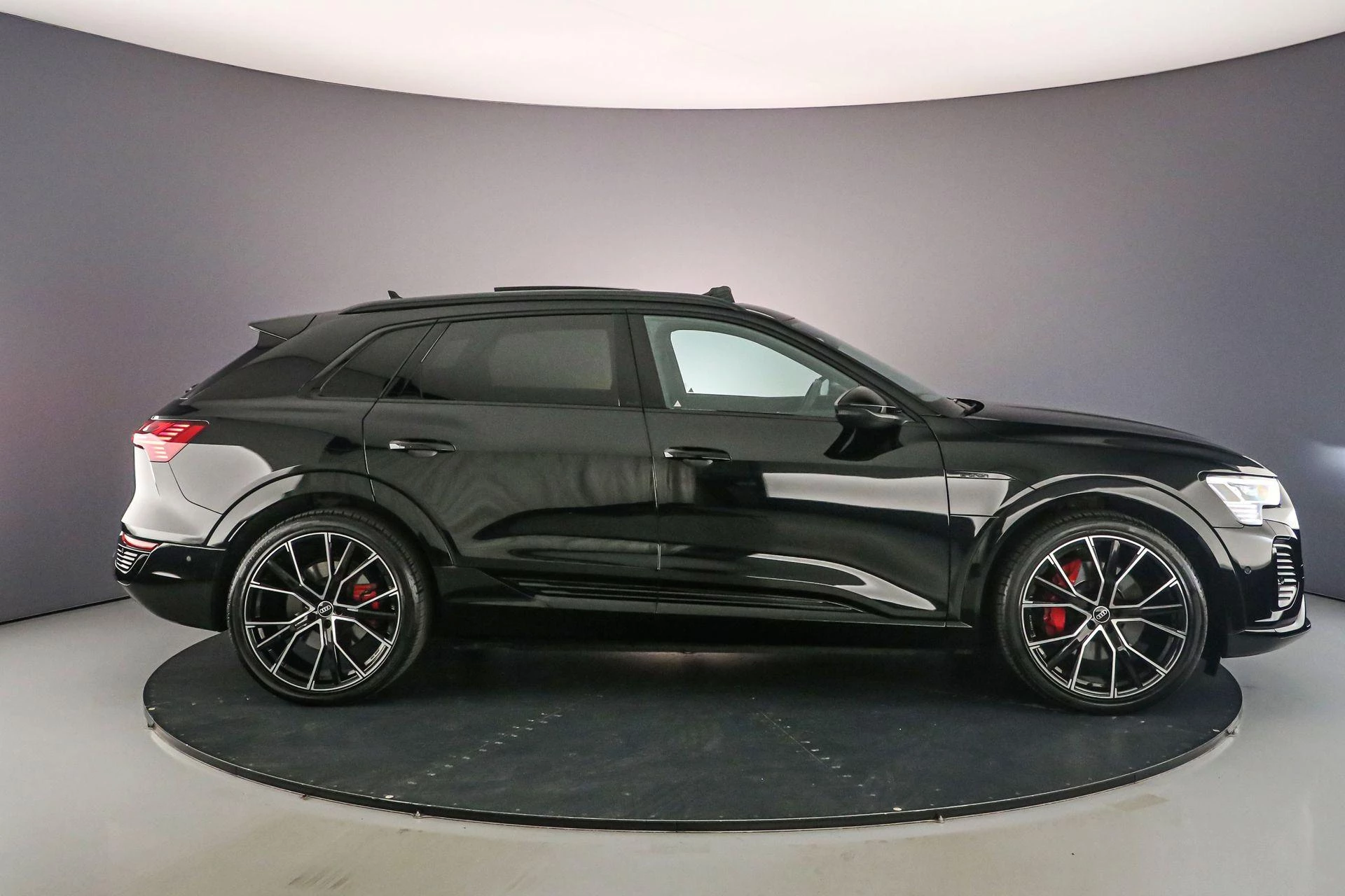 Hoofdafbeelding Audi Q8 e-tron