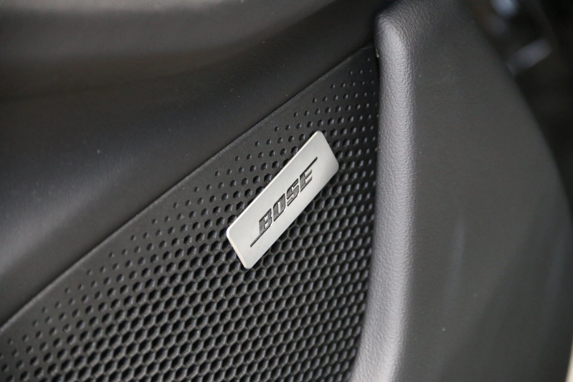 Hoofdafbeelding Porsche Taycan