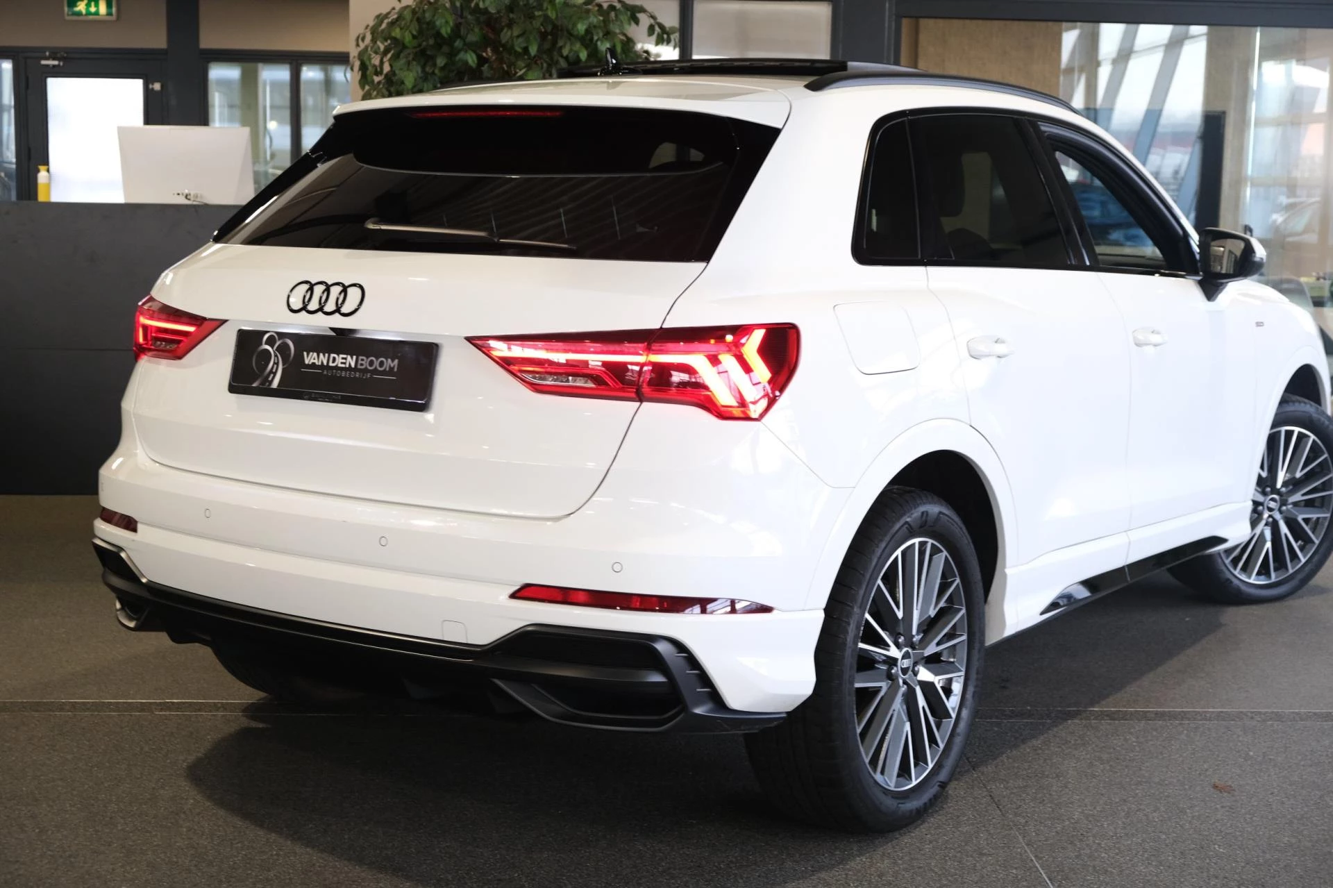 Hoofdafbeelding Audi Q3
