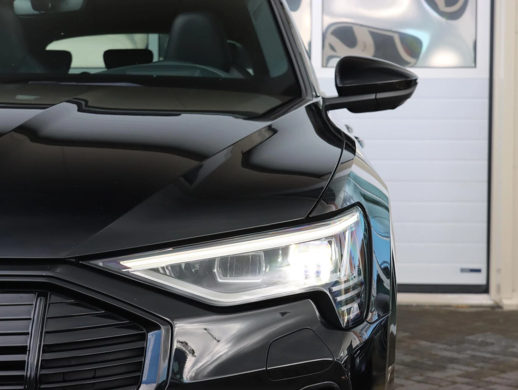 Hoofdafbeelding Audi e-tron