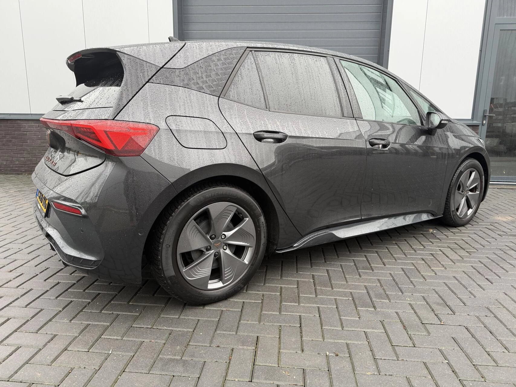 Hoofdafbeelding CUPRA Born