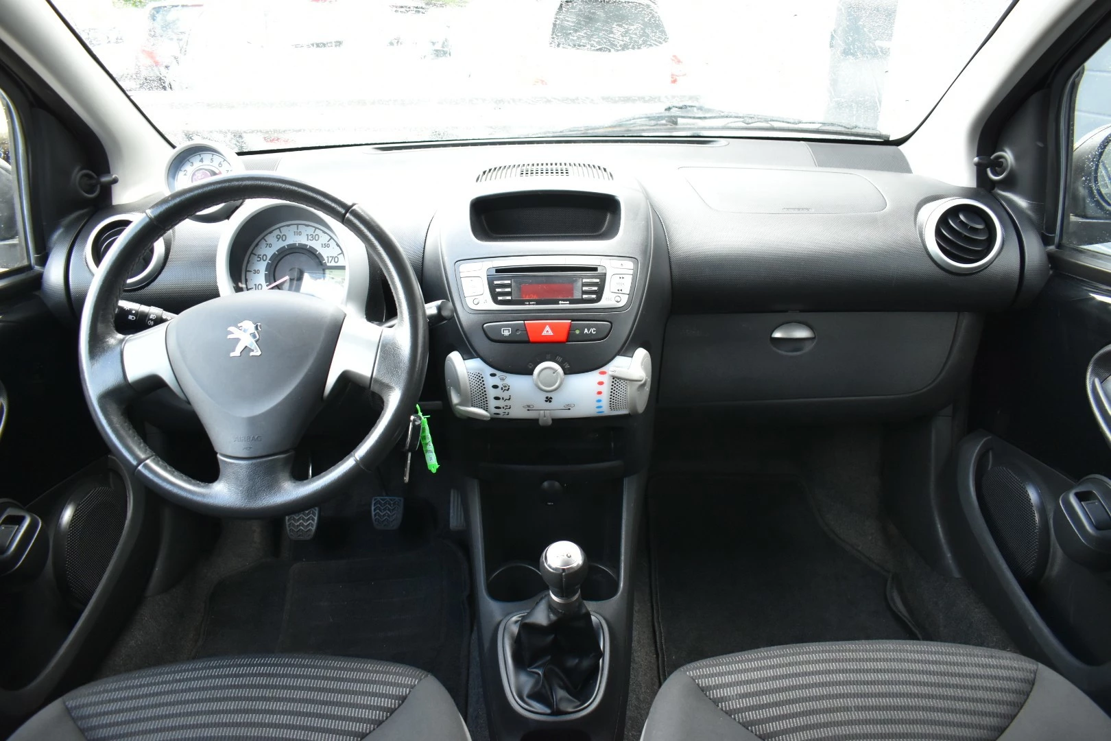 Hoofdafbeelding Peugeot 107
