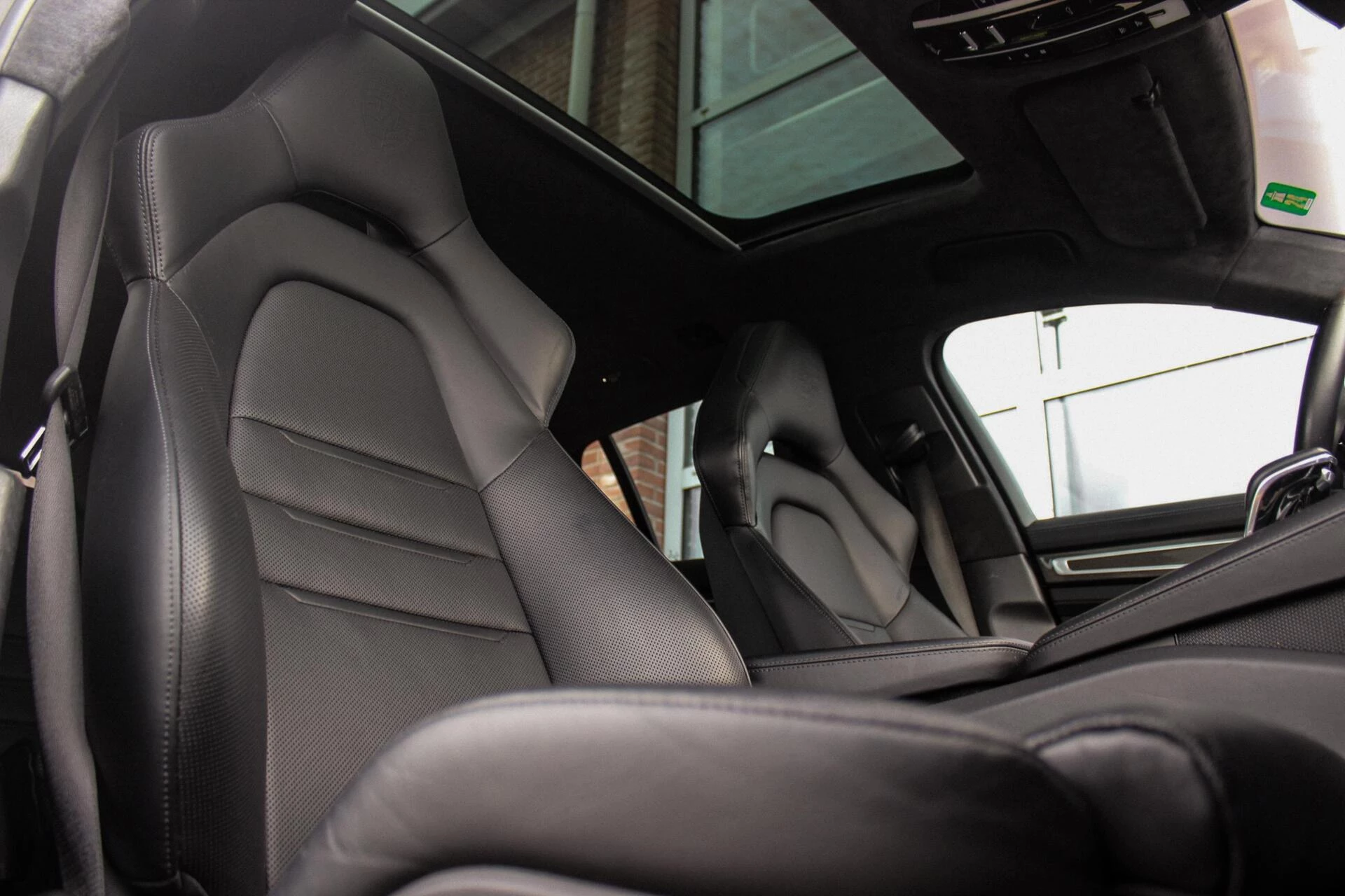 Hoofdafbeelding Porsche Panamera
