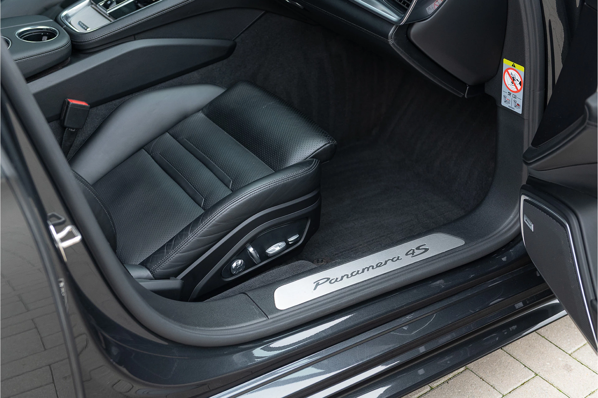 Hoofdafbeelding Porsche Panamera