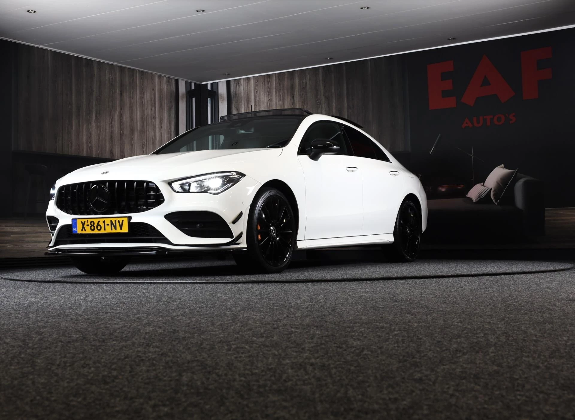 Hoofdafbeelding Mercedes-Benz CLA