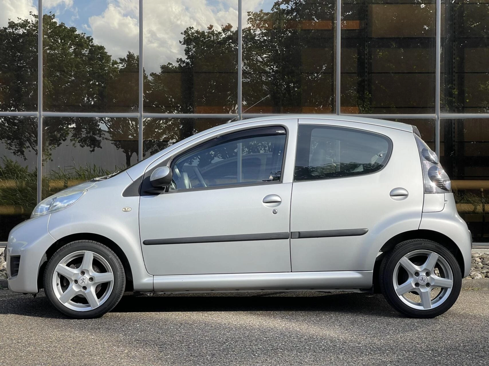Hoofdafbeelding Peugeot 107