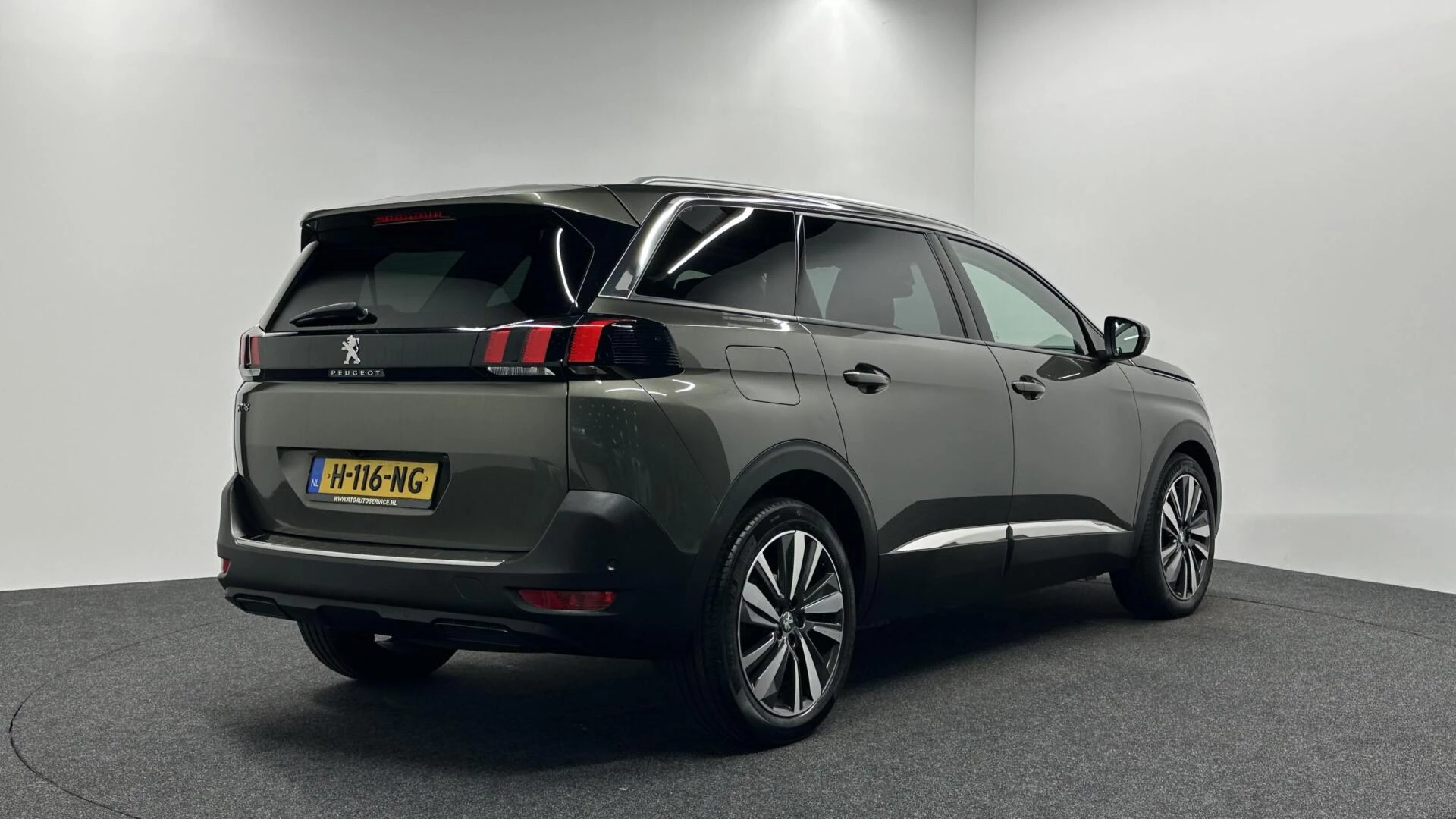 Hoofdafbeelding Peugeot 5008