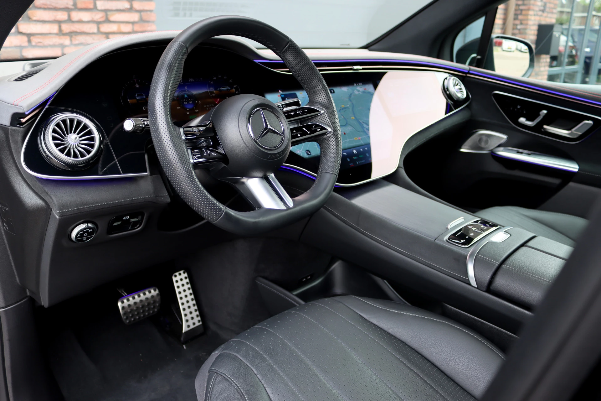 Hoofdafbeelding Mercedes-Benz EQE