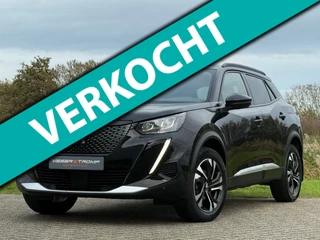 Hoofdafbeelding Peugeot 2008 Peugeot 2008 1.2 PureTech 130pk Allure - Noir Onyx - Carplay/Camera/Cruise