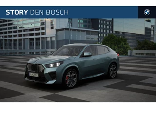 BMW iX2 eDrive20 M Sport / Trekhaak / Sportstoelen / Achteruitrijcamera / Adaptieve LED / M Adaptief onderstel / Comfort Access