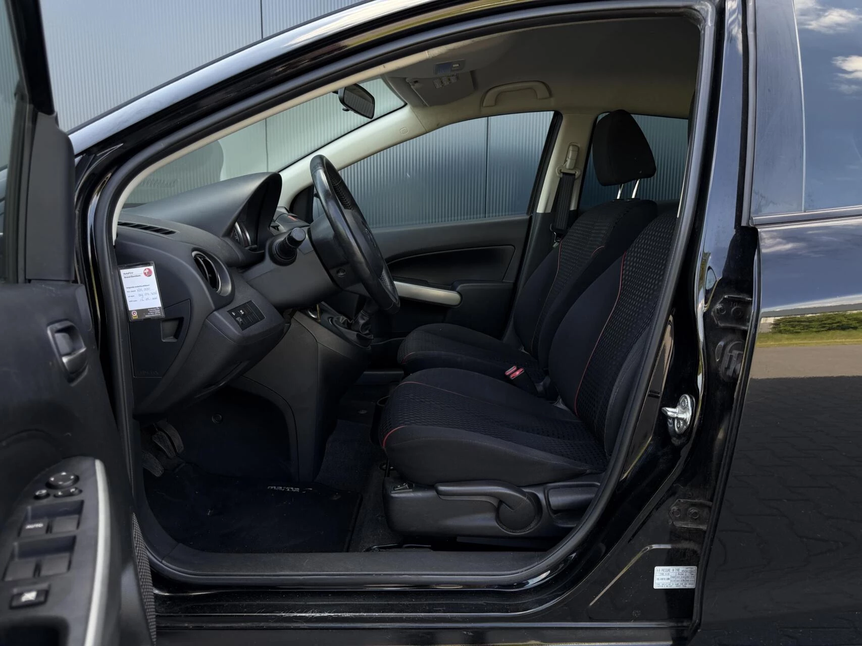 Hoofdafbeelding Mazda 2