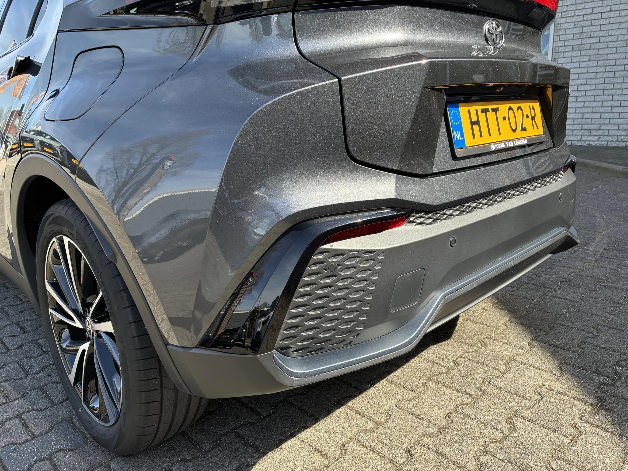 Hoofdafbeelding Toyota C-HR