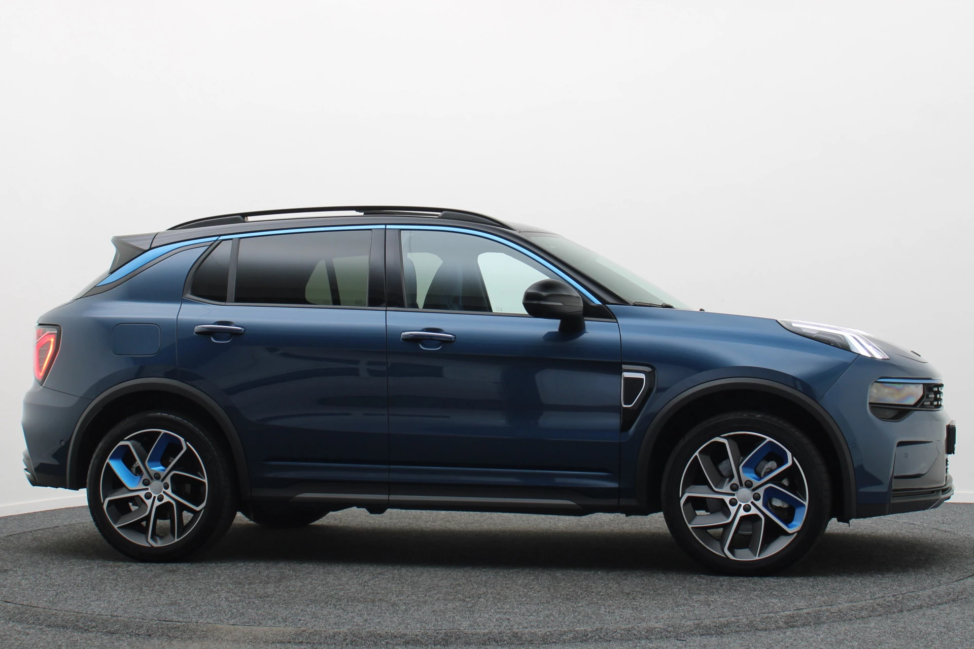 Hoofdafbeelding Lynk & Co 01